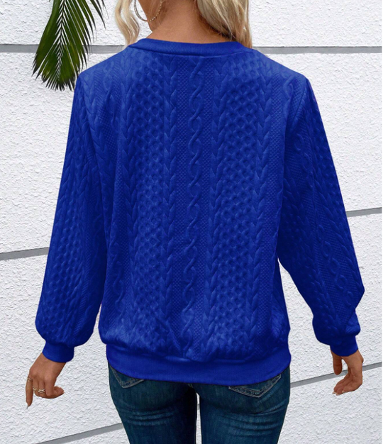 Amira™ - Sweater with zipper.